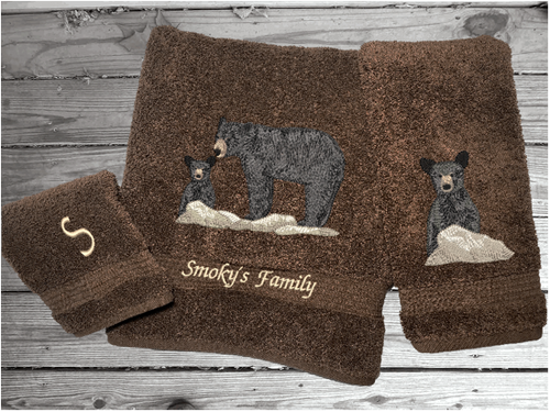 Brown bath towel set or individual towels, embroidered bear design the perfect design for the outdoor living family. This Luxury theme towel set of 3 towels 1 bath towel 27