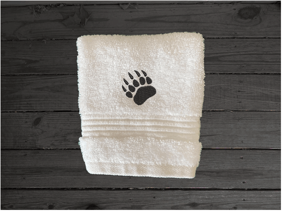 High Quality Luxury Turkish washcloth  durable soft and absorbent, finished edges with a decorative band. Set has 1 bath towel 27" x 55", 1 hand towel 16" x 27", 1 washcloth 13" x 13". Embroidered with a custom design. You can personalize the bath towel with a name and an initial on the washcloth or just the designs. These luxury towels will make a wonderful wedding gift, housewarming gift, or for your own bathroom decor. Borgmanns Creations