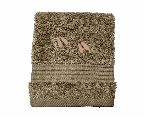 High Quality Luxury Turkish Washcloth durable soft and absorbent, finished edges with a decorative band. 13" x 13". Embroidered with a custom design. You can personalize the washcloth with an initial on the washcloth or just the designs. These luxury towels will make a wonderful wedding gift, housewarming gift, or for your own bathroom decor. Borgmanns Creations