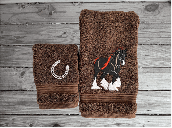 Brown hand towel and washcloth , Clydesdale design is the perfect design for the western living family, that enjoys a team of horses pulling a wagon, that farmhouse decor. This Luxury western theme towel set of 3 towels 1 bath towel 27" x 55", 1 hand towel 16" x 27", 1 wash cloth 13" x 13". Personalize the bath towel towel with a name and initialon the washcloth Borgmanns Creations
