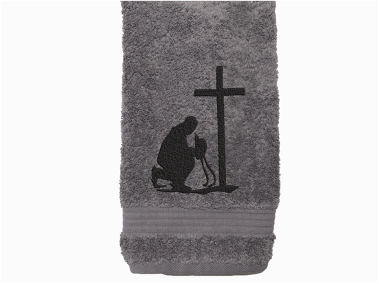 High Quality Luxury Gray Turkish hand towel, durable soft and absorbent, finished edges with a decorative band. Set has 1 bath towel 27" x 55", 1 hand towel 16" x 27", 1 washcloth 13" x 13". Embroidered with a custom design. You can personalize the towel set with a name and an initial on the washcloth or just the designs. These luxury towels will make a wonderful wedding gift, housewarming gift, or for your own bathroom Borgmanns Creations