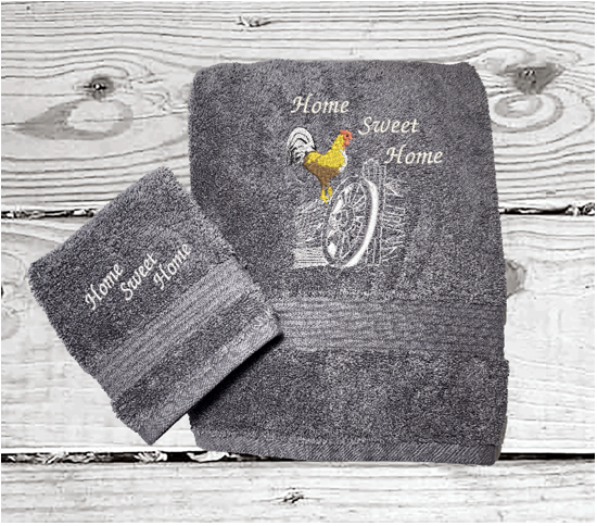 Gray bath towel and washcloth , rooster design is the perfect design for the country living family, that likes the outdoor life, for that farmhouse decor. This Luxury western theme towel set of 3 towels 1 bath towel 27" x 50", 1 hand towel 16" x 27", 1 wash cloth 13" x 13". You can personalize the towel set with a name and an initial - Borgmanns Creations