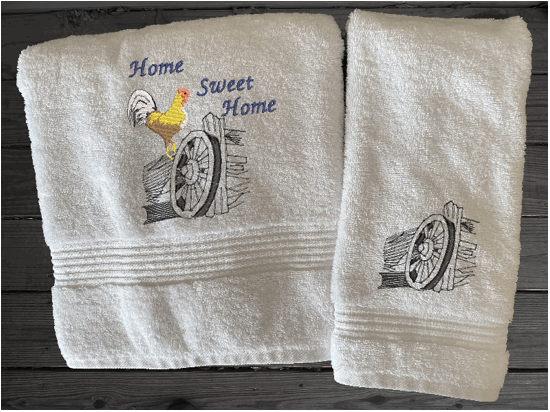 White Luxury bath towel and hand towel, rooster design is the perfect design for the country living family that likes the outdoor life, for that farmhouse decor. This Luxury western theme towel set of set has 3 towels 1 bath towel 27" x 50", 1 hand towel 16" x 27", 1 wash cloth 13" x 13". You can personalize the bath towel with a name and an initial on the wash cloth or just the design - Borgmanns Creations 