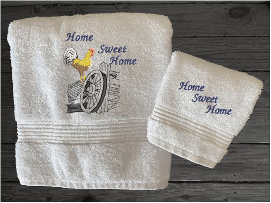 White Luxury bath towel and washcloth set, rooster design is the perfect design for the country living family that likes the outdoor life, for that farmhouse decor. This Luxury western theme towel set of set has 3 towels 1 bath towel 27" x 50", 1 hand towel 16" x 27", 1 wash cloth 13" x 13". You can personalize the bath towel with a name and an initial on the wash cloth or just the design - Borgmanns Creations 