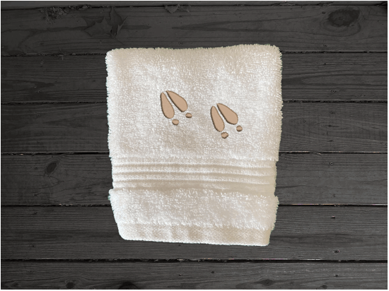 High Quality Luxury White Turkish washclothl durable soft and absorbent, finished edges with a decorative band. Set has 1 bath towel 27 x ", 55" 1 hand towel 16" x 27", 1 washcloth 13" x 13". Embroidered with a custom design. You can personalize the towel set with a name and an initial on the washcloth or just the designs. These luxury towels will make a wonderful wedding gift, housewarming gift, or for your own bathroom decor. Borgmanns Creations