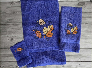 Blue Bath towel set or individual towels, Fall leaves is the perfect design for the country living family, that likes the outdoor life, for that farmhouse decor. This Luxury western theme towel set of 3 towels 1 bath towel, 1 hand towel, 1 wash cloth. Personalize the towel set with a name and an initial on the wash cloth - Borgmanns Creations 2