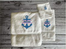 Load image into Gallery viewer, White bath towel set or individual towels, personalized name on anchor. This Luxury towel set of 3 towels 1 bath towel 27&quot; x 50&quot;,1 hand towel 16&quot; x 27&quot;, 1 washcloth 13&quot; x 13&quot;. Perfect design for your home, lake home or as a gift for a friend. Premium soft and absorbent towels make a wonderful home decor gift for a friend.  - Borgmanns Creations - 5
