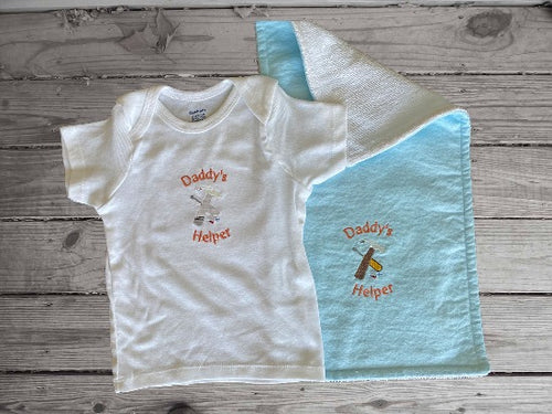 This Onesie and burp cloth set with the saying, Daddy's Helper, Onesie size - 18 mo T shirt, light blue burp cloth is 16