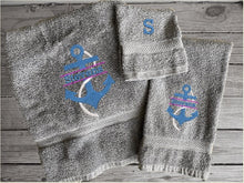 Load image into Gallery viewer, Gray  bath towel set or individual towels, personalized name on anchor. This Luxury towel set of 3 towels 1 bath towel 27&quot; x 50&quot;,1 hand towel 16&quot; x 27&quot;, 1 washcloth 13&quot; x 13&quot;. Perfect design for your home, lake home or as a gift for a friend. Premium soft and absorbent towels make a wonderful home decor gift for a friend  - Borgmanns Creations - 2
