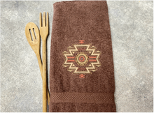 Load image into Gallery viewer, Brown Bath hand towel embroidered Southwest symbol - gift for the family with Southwest decor - home decor for bathroom or kitchen - housewarming gift, birthday gift or a wedding shower party gift - farmhouse decor - Borgmanns Creations 3
