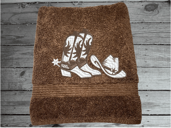 Bride and Groom Towels Personalised Wedding Gift Towel Set